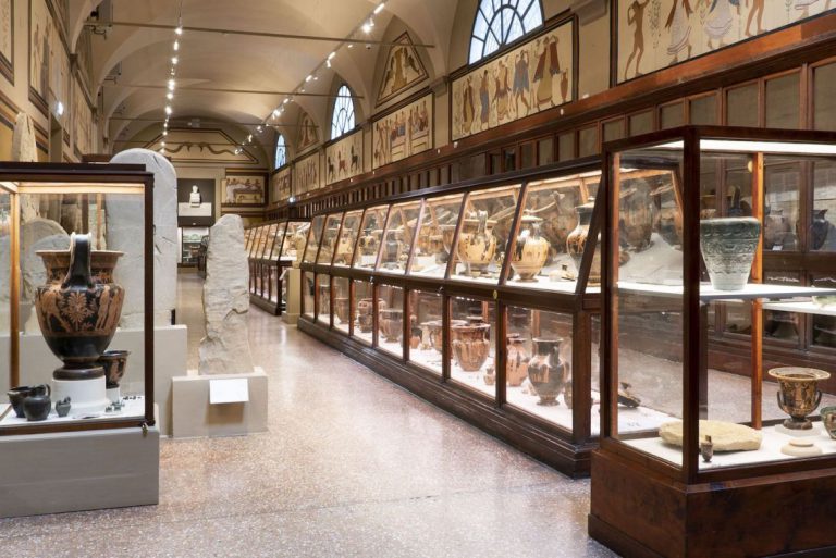 sezione etrusca museo civico archeologico bologna