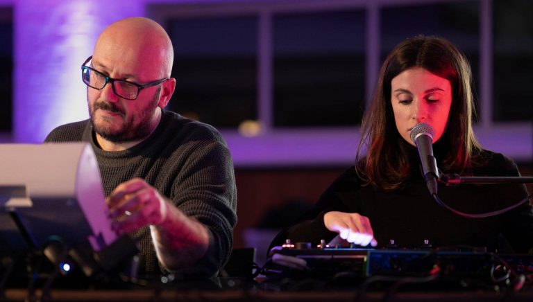 Music for hiccups © Peter Leyssens 2